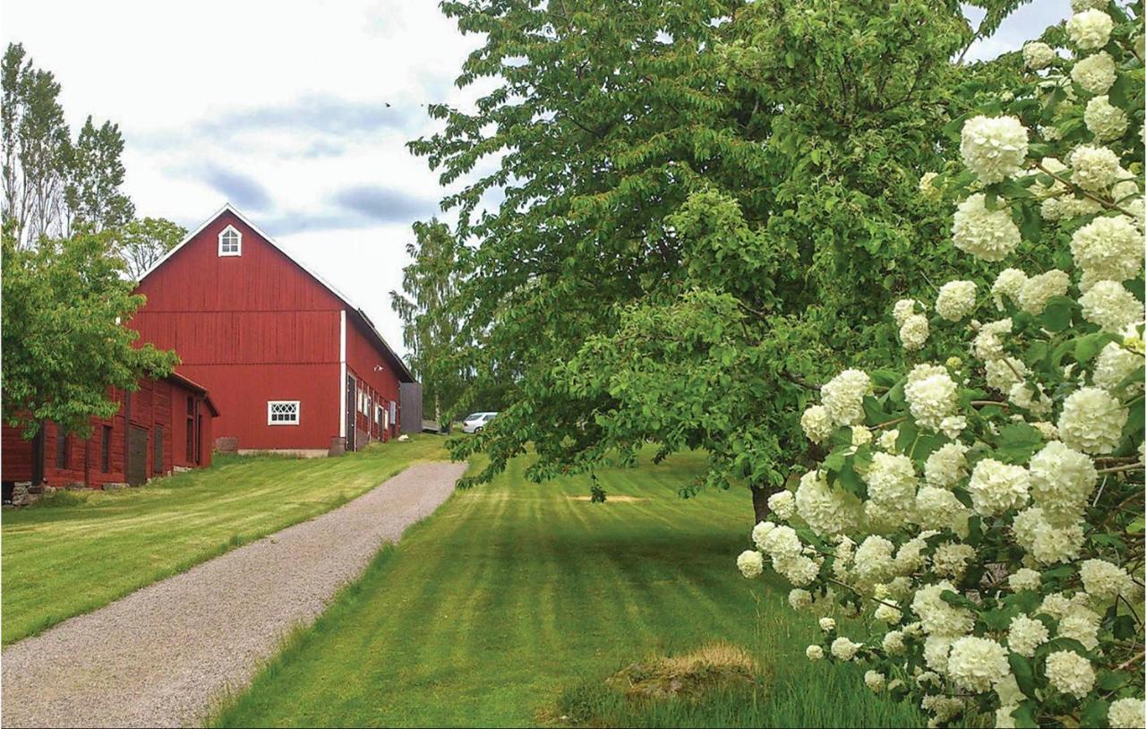 Awesome Home In Vimmerby With Wifi Luaran gambar